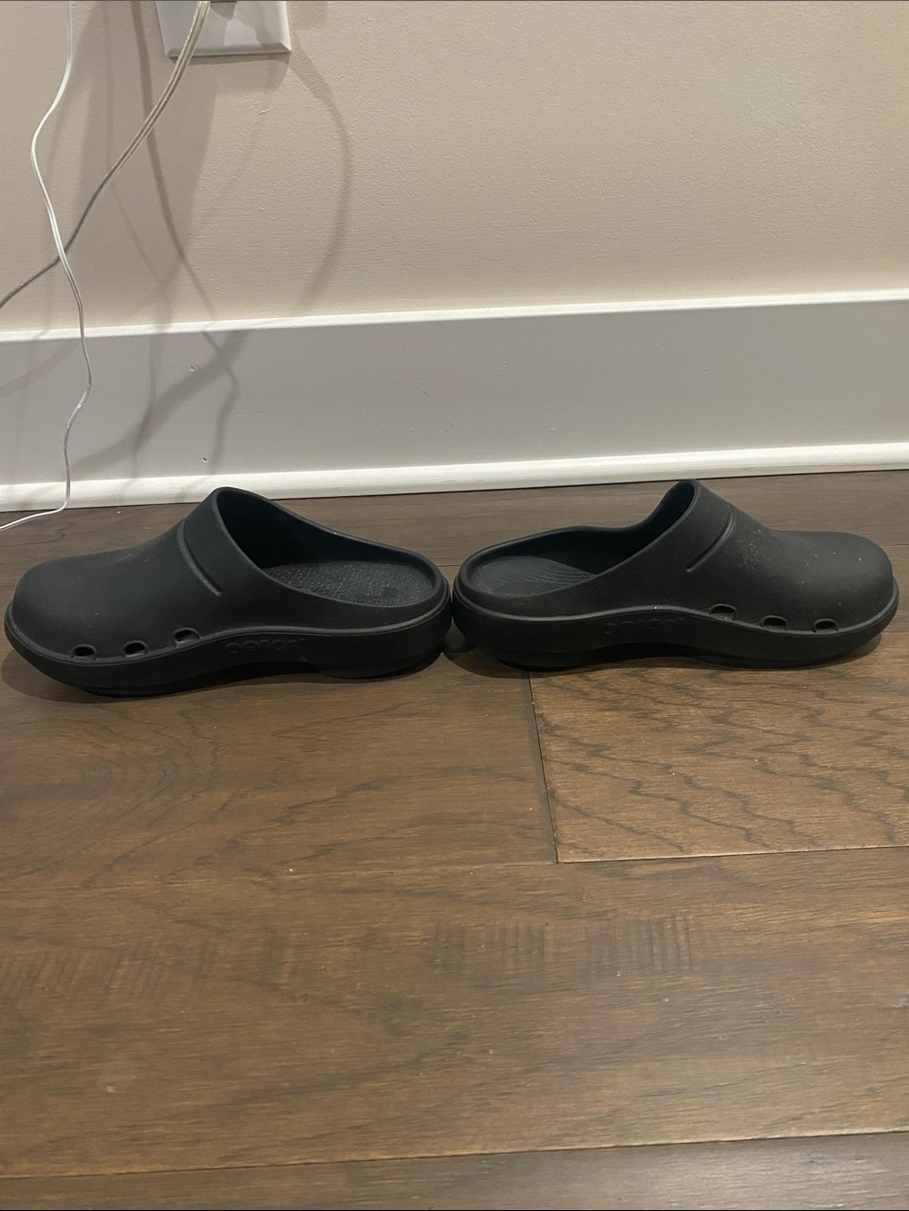 OOFOS Black Women's Clogs Mules - Picture 3 of 5